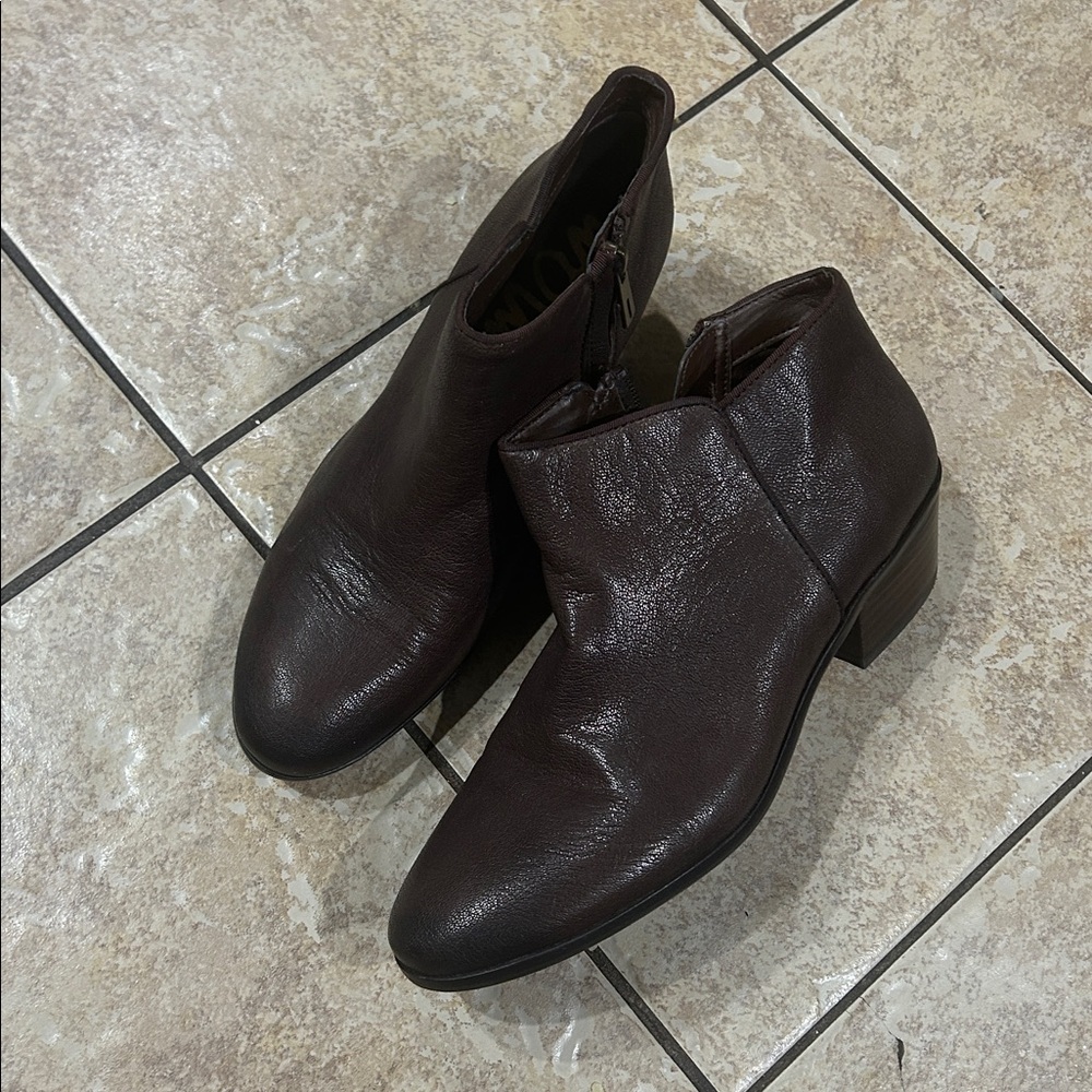 Sam Edelman Brown Textured Leather Ankle boots💕